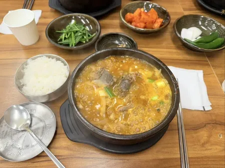 Nongmin Baegam Wang Sundae