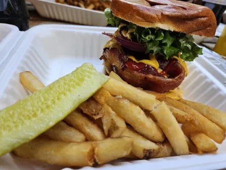77 Burger