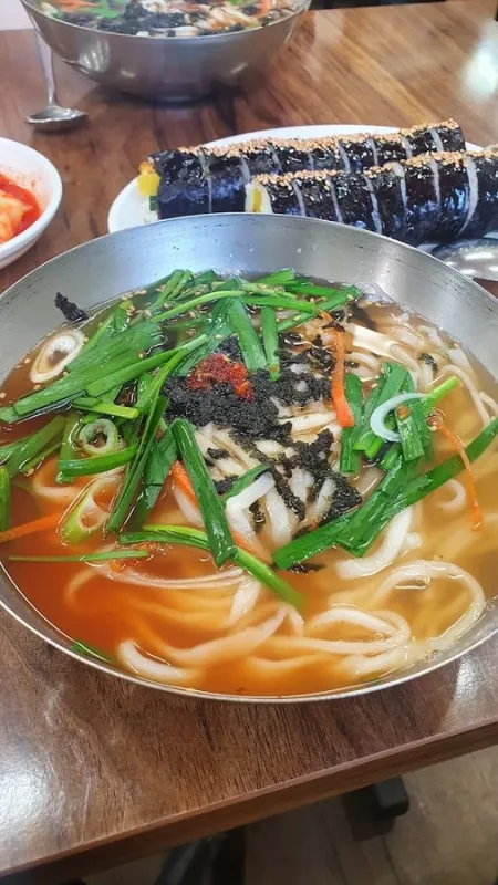Yangjeong Mat Kalguksu