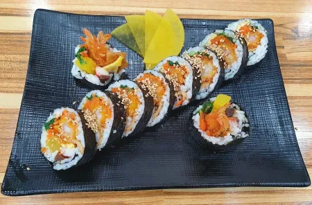 Basaki and the Aegi Gimbap