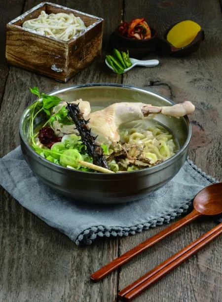 Hyunpung chicken noodles