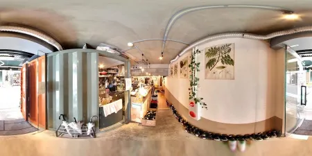 Vegewest Cafe & Bar