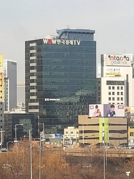 Korea Economic Daily