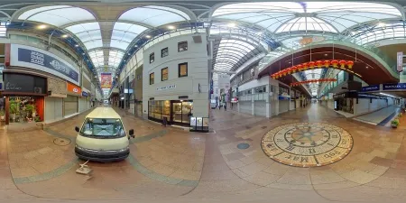 Sannomiya Center Gai Shopping Street