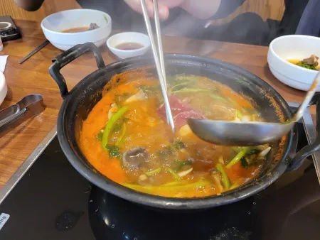 등촌샤브칼국수 천안점