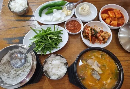 삼정돼지국밥