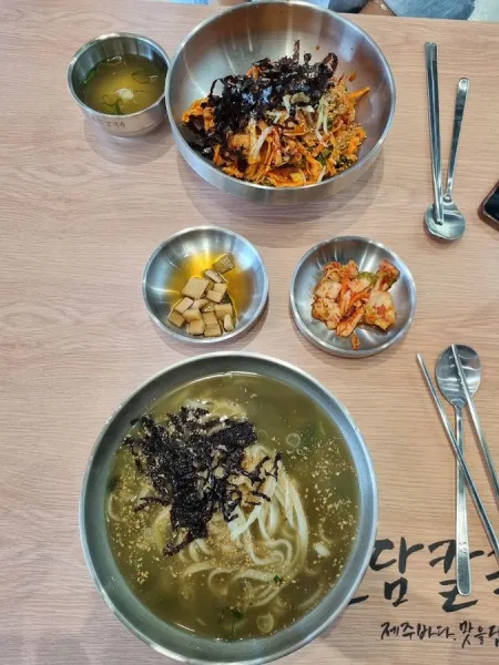 Jeju Doldam Kalguksu Ilgwang Branch