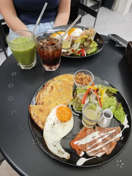 OAT EATERY AND COFFEE