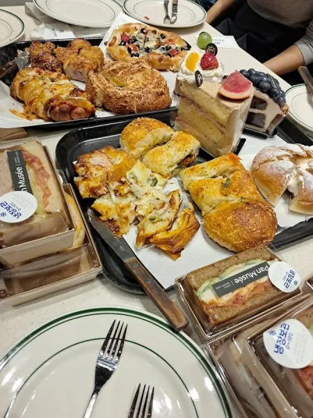 Pang Musee Bakery Gangnam Main Branch