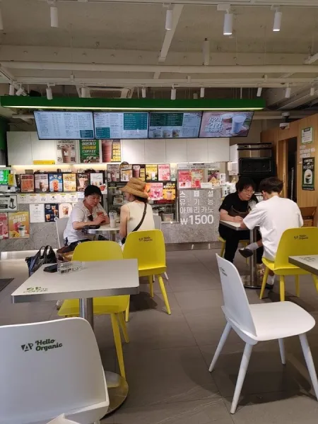 Iette Coffee Hoehyeon Station Branch