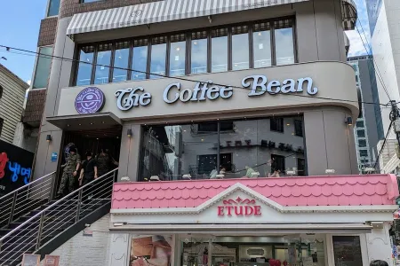 The Coffee Bean & Tea Leaf