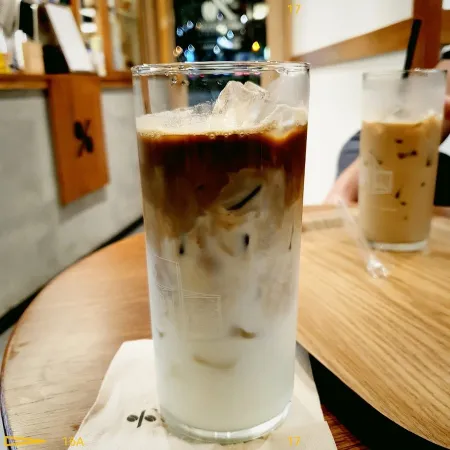 Ten Percent Coffee Choryang Yukgeori Branch