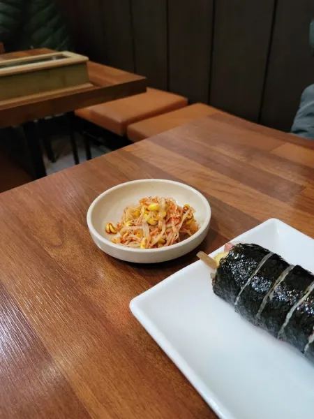 Gimbap Nara Cheongsa Branch