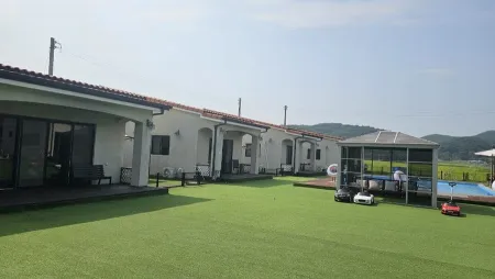 꼰띠고애견펜션