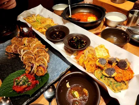 Gyodong Jeonseonsaeng Estreneu Branch