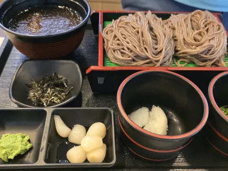 Bongpyeong Baa Memil Makguksu