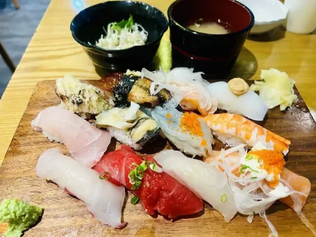 Sushi Hon