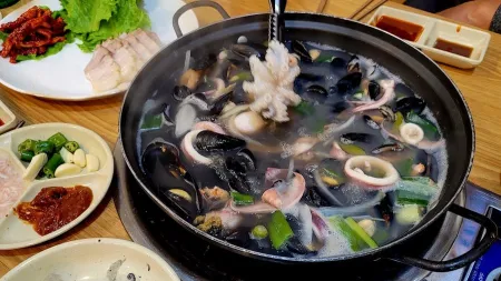 Hongdukkae Haemul Gul Kalguksu