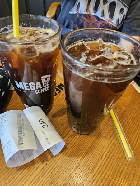 Mega MGC Coffee Jongno 3-ga Station Branch