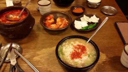 Seoul Kkakttugi Bonga Wonsan Naengmyeon
