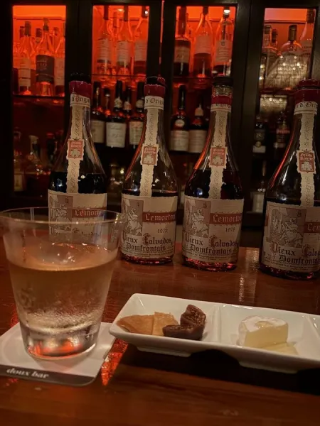 Doux Bar
