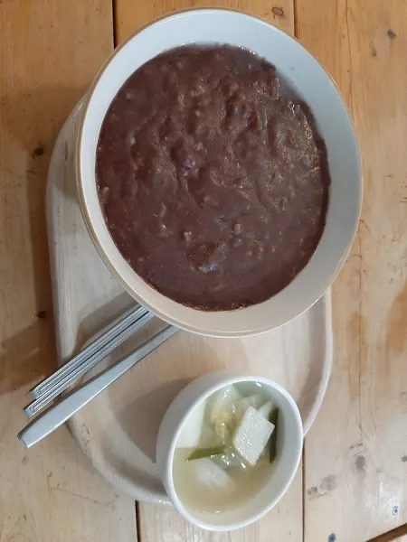 Yakhyeon Tteokbang