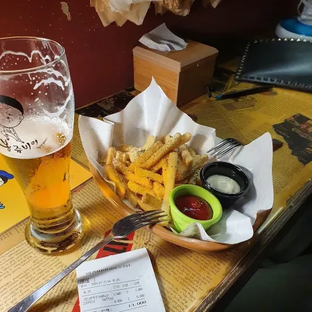 Bonjour Beer Isu Branch