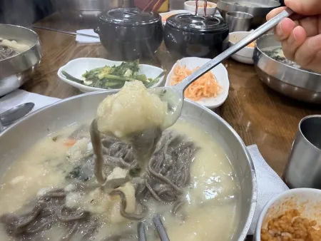 Bongpyeong Ongsimi Memil Kalguksu