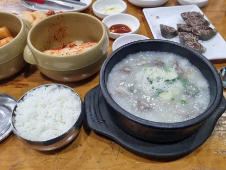 Mubongri Tojong Sundaeguk