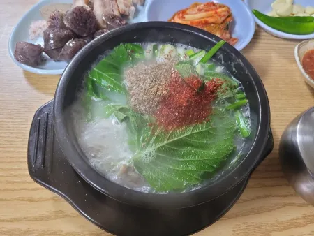 Wonjo Busan Dwaeji Gukbap