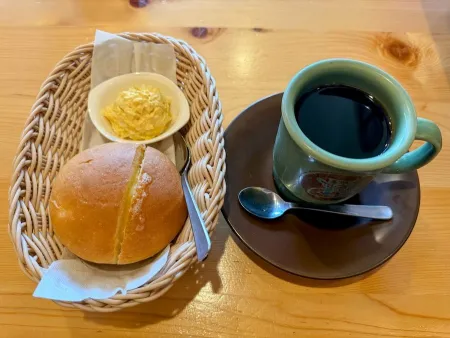 Komeda's Coffee Shinjuku 3 Chōme branch