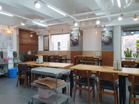 Jeju Eunhuine Haejangguk Daechi Branch