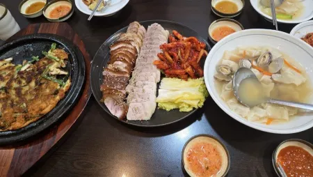 Dr. Kim Handmade Kalguksu