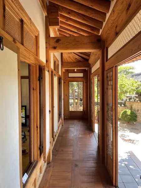 Woon Kyung Mansion