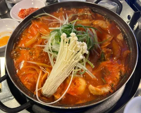 Doriyeon Dakdoritang