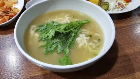 Sammi Son Kalguksu Sikdang