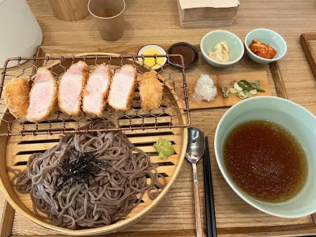 トンヤンカツ 海雲台店