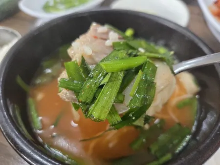 趙房豬肉湯飯