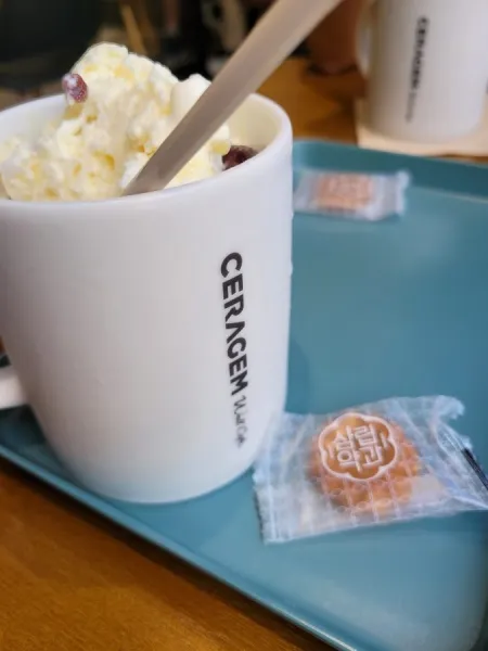 Seragem Well Cafe Daejeon Dunsan Direct Management Branch