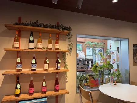Paint Coffee & Bar Euljiro Branch