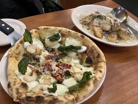 Manrije Bistro Annex