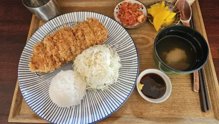 Bu Eong E Sikdang