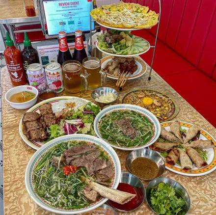 Qua Hongdae Branch