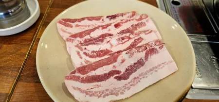 Donpomi Samgyeopsal