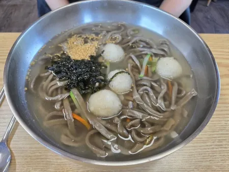 Ongsimi Memil Kalguksu