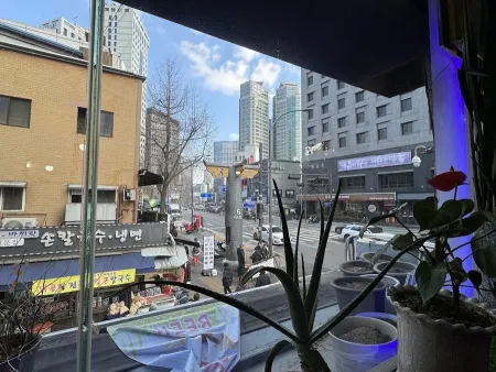 Plaza Coffee Shop