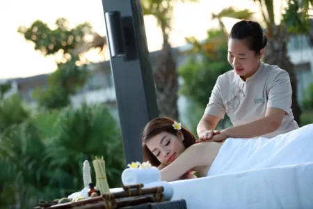 Royal Lotus Hotel Halong
