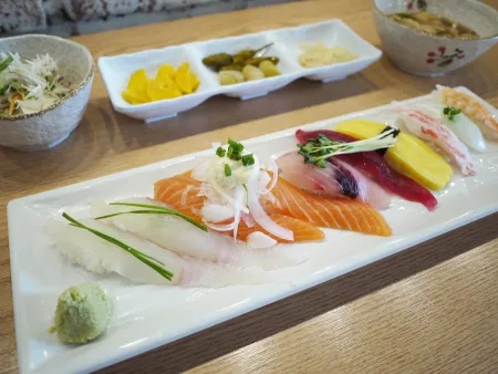 Kkiku Tuna & Sushi