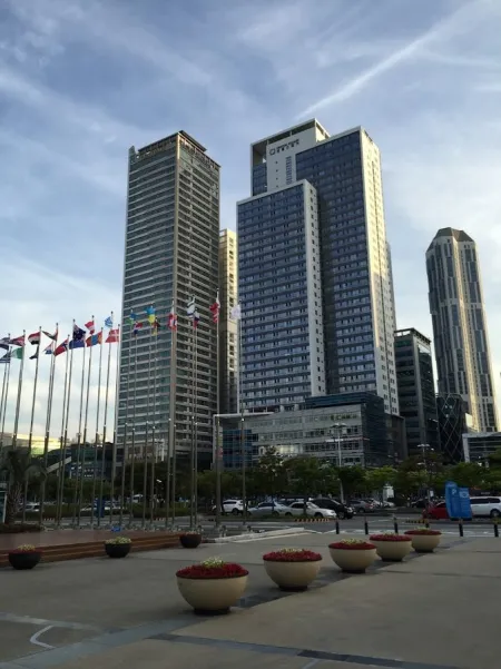 Centum Square Building