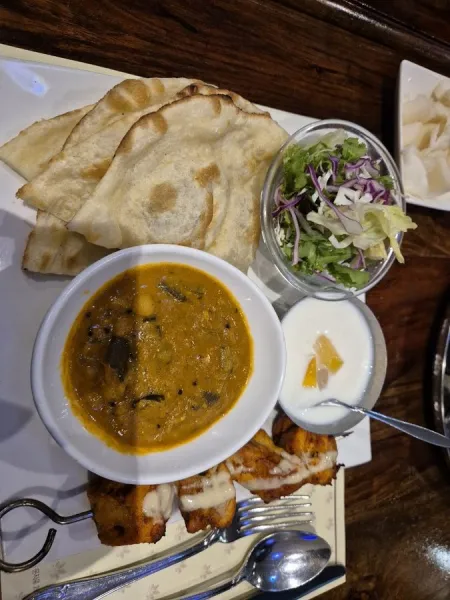 インディ トゥンサン店